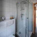1 Bedroom Beautiful In Apartamento Röbel