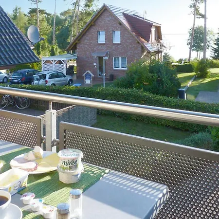 1 Bedroom Beautiful In Roebel Apartment *